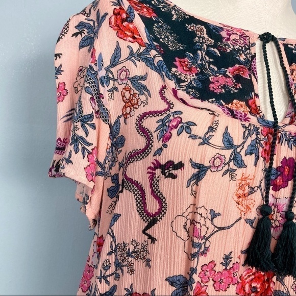 𝅺hippie Laundry Floral Dragons Tassel Tie Shirt - Picture 2 of 15